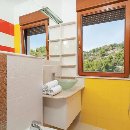 Awesome In With Kitchen *