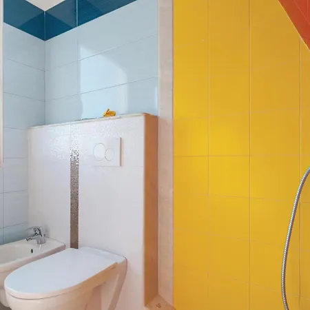 Awesome In With Kitchen Casa vacanze *